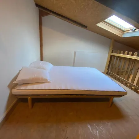 Baixas R2 - 1 Chambre Avec Mezzanine Ouverte Sur Communs * Baixas