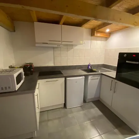 Apartman Baixas R2 - 1 Chambre Avec Mezzanine Ouverte Sur Communs